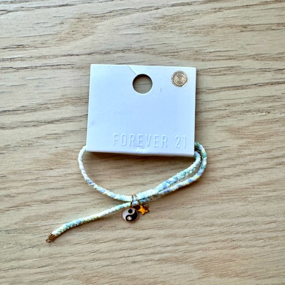 NWT F21 Charm Bracelet - Picture 5 of 6